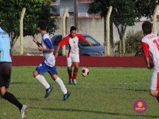 
<a style='margin-left: 5px;' class='btn btn-xs btn-social btn-facebook' href='https://www.facebook.com/sharer/sharer.php?u=https://www.boladovale.com.br/imgs/800-800-90/conteudo/fotos/1553/img1503.jpg' rel='popup' data-width='500' data-height='400'><i class='fa fa-facebook'></i>Compartilhar <span class='hidden-xs'>no Facebook</span>
</a> 
<a class='btn btn-default btn-xs' target='_blank' href='imgs/800-800-90/conteudo/fotos/1553/img1503.jpg'>
<span class='glyphicon glyphicon-cloud-download'></span> Salvar
</a> 
<span></span>