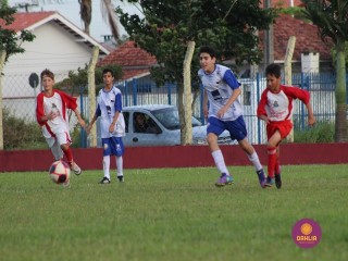 
<a style='margin-left: 5px;' class='btn btn-xs btn-social btn-facebook' href='https://www.facebook.com/sharer/sharer.php?u=https://www.boladovale.com.br/imgs/800-800-90/conteudo/fotos/1553/img1527.jpg' rel='popup' data-width='500' data-height='400'><i class='fa fa-facebook'></i>Compartilhar <span class='hidden-xs'>no Facebook</span>
</a> 
<a class='btn btn-default btn-xs' target='_blank' href='imgs/800-800-90/conteudo/fotos/1553/img1527.jpg'>
<span class='glyphicon glyphicon-cloud-download'></span> Salvar
</a> 
<span></span>