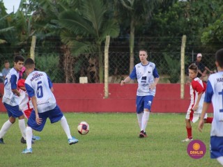 
<a style='margin-left: 5px;' class='btn btn-xs btn-social btn-facebook' href='https://www.facebook.com/sharer/sharer.php?u=https://www.boladovale.com.br/imgs/800-800-90/conteudo/fotos/1553/img1534.jpg' rel='popup' data-width='500' data-height='400'><i class='fa fa-facebook'></i>Compartilhar <span class='hidden-xs'>no Facebook</span>
</a> 
<a class='btn btn-default btn-xs' target='_blank' href='imgs/800-800-90/conteudo/fotos/1553/img1534.jpg'>
<span class='glyphicon glyphicon-cloud-download'></span> Salvar
</a> 
<span></span>