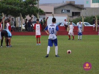 
<a style='margin-left: 5px;' class='btn btn-xs btn-social btn-facebook' href='https://www.facebook.com/sharer/sharer.php?u=https://www.boladovale.com.br/imgs/800-800-90/conteudo/fotos/1553/img1555.jpg' rel='popup' data-width='500' data-height='400'><i class='fa fa-facebook'></i>Compartilhar <span class='hidden-xs'>no Facebook</span>
</a> 
<a class='btn btn-default btn-xs' target='_blank' href='imgs/800-800-90/conteudo/fotos/1553/img1555.jpg'>
<span class='glyphicon glyphicon-cloud-download'></span> Salvar
</a> 
<span></span>