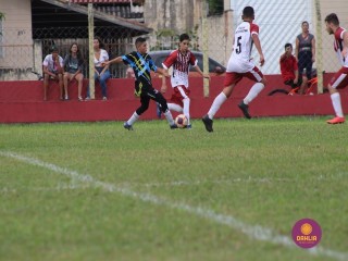 
<a style='margin-left: 5px;' class='btn btn-xs btn-social btn-facebook' href='https://www.facebook.com/sharer/sharer.php?u=https://www.boladovale.com.br/imgs/800-800-90/conteudo/fotos/1554/img1572.jpg' rel='popup' data-width='500' data-height='400'><i class='fa fa-facebook'></i>Compartilhar <span class='hidden-xs'>no Facebook</span>
</a> 
<a class='btn btn-default btn-xs' target='_blank' href='imgs/800-800-90/conteudo/fotos/1554/img1572.jpg'>
<span class='glyphicon glyphicon-cloud-download'></span> Salvar
</a> 
<span></span>