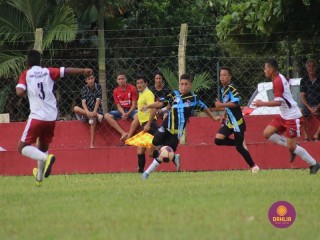 
<a style='margin-left: 5px;' class='btn btn-xs btn-social btn-facebook' href='https://www.facebook.com/sharer/sharer.php?u=https://www.boladovale.com.br/imgs/800-800-90/conteudo/fotos/1554/img1589.jpg' rel='popup' data-width='500' data-height='400'><i class='fa fa-facebook'></i>Compartilhar <span class='hidden-xs'>no Facebook</span>
</a> 
<a class='btn btn-default btn-xs' target='_blank' href='imgs/800-800-90/conteudo/fotos/1554/img1589.jpg'>
<span class='glyphicon glyphicon-cloud-download'></span> Salvar
</a> 
<span></span>