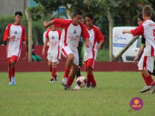 
<a style='margin-left: 5px;' class='btn btn-xs btn-social btn-facebook' href='https://www.facebook.com/sharer/sharer.php?u=https://www.boladovale.com.br/imgs/800-800-90/conteudo/fotos/1554/img1606.jpg' rel='popup' data-width='500' data-height='400'><i class='fa fa-facebook'></i>Compartilhar <span class='hidden-xs'>no Facebook</span>
</a> 
<a class='btn btn-default btn-xs' target='_blank' href='imgs/800-800-90/conteudo/fotos/1554/img1606.jpg'>
<span class='glyphicon glyphicon-cloud-download'></span> Salvar
</a> 
<span></span>