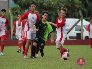 
<a style='margin-left: 5px;' class='btn btn-xs btn-social btn-facebook' href='https://www.facebook.com/sharer/sharer.php?u=https://www.boladovale.com.br/imgs/800-800-90/conteudo/fotos/1554/img1607.jpg' rel='popup' data-width='500' data-height='400'><i class='fa fa-facebook'></i>Compartilhar <span class='hidden-xs'>no Facebook</span>
</a> 
<a class='btn btn-default btn-xs' target='_blank' href='imgs/800-800-90/conteudo/fotos/1554/img1607.jpg'>
<span class='glyphicon glyphicon-cloud-download'></span> Salvar
</a> 
<span></span>