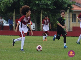 
<a style='margin-left: 5px;' class='btn btn-xs btn-social btn-facebook' href='https://www.facebook.com/sharer/sharer.php?u=https://www.boladovale.com.br/imgs/800-800-90/conteudo/fotos/1555/img1706.jpg' rel='popup' data-width='500' data-height='400'><i class='fa fa-facebook'></i>Compartilhar <span class='hidden-xs'>no Facebook</span>
</a> 
<a class='btn btn-default btn-xs' target='_blank' href='imgs/800-800-90/conteudo/fotos/1555/img1706.jpg'>
<span class='glyphicon glyphicon-cloud-download'></span> Salvar
</a> 
<span></span>