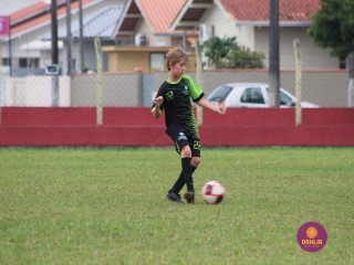 
<a style='margin-left: 5px;' class='btn btn-xs btn-social btn-facebook' href='https://www.facebook.com/sharer/sharer.php?u=https://www.boladovale.com.br/imgs/800-800-90/conteudo/fotos/1555/img1715.jpg' rel='popup' data-width='500' data-height='400'><i class='fa fa-facebook'></i>Compartilhar <span class='hidden-xs'>no Facebook</span>
</a> 
<a class='btn btn-default btn-xs' target='_blank' href='imgs/800-800-90/conteudo/fotos/1555/img1715.jpg'>
<span class='glyphicon glyphicon-cloud-download'></span> Salvar
</a> 
<span></span>