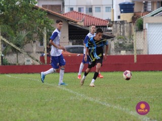 
<a style='margin-left: 5px;' class='btn btn-xs btn-social btn-facebook' href='https://www.facebook.com/sharer/sharer.php?u=https://www.boladovale.com.br/imgs/800-800-90/conteudo/fotos/1555/img1772.jpg' rel='popup' data-width='500' data-height='400'><i class='fa fa-facebook'></i>Compartilhar <span class='hidden-xs'>no Facebook</span>
</a> 
<a class='btn btn-default btn-xs' target='_blank' href='imgs/800-800-90/conteudo/fotos/1555/img1772.jpg'>
<span class='glyphicon glyphicon-cloud-download'></span> Salvar
</a> 
<span></span>