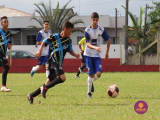 
<a style='margin-left: 5px;' class='btn btn-xs btn-social btn-facebook' href='https://www.facebook.com/sharer/sharer.php?u=https://www.boladovale.com.br/imgs/800-800-90/conteudo/fotos/1555/img1795.jpg' rel='popup' data-width='500' data-height='400'><i class='fa fa-facebook'></i>Compartilhar <span class='hidden-xs'>no Facebook</span>
</a> 
<a class='btn btn-default btn-xs' target='_blank' href='imgs/800-800-90/conteudo/fotos/1555/img1795.jpg'>
<span class='glyphicon glyphicon-cloud-download'></span> Salvar
</a> 
<span></span>