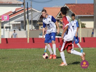 
<a style='margin-left: 5px;' class='btn btn-xs btn-social btn-facebook' href='https://www.facebook.com/sharer/sharer.php?u=https://www.boladovale.com.br/imgs/800-800-90/conteudo/fotos/1555/img1830.jpg' rel='popup' data-width='500' data-height='400'><i class='fa fa-facebook'></i>Compartilhar <span class='hidden-xs'>no Facebook</span>
</a> 
<a class='btn btn-default btn-xs' target='_blank' href='imgs/800-800-90/conteudo/fotos/1555/img1830.jpg'>
<span class='glyphicon glyphicon-cloud-download'></span> Salvar
</a> 
<span></span>