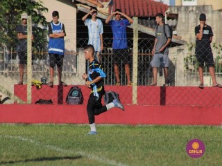 
<a style='margin-left: 5px;' class='btn btn-xs btn-social btn-facebook' href='https://www.facebook.com/sharer/sharer.php?u=https://www.boladovale.com.br/imgs/800-800-90/conteudo/fotos/1555/img1841.jpg' rel='popup' data-width='500' data-height='400'><i class='fa fa-facebook'></i>Compartilhar <span class='hidden-xs'>no Facebook</span>
</a> 
<a class='btn btn-default btn-xs' target='_blank' href='imgs/800-800-90/conteudo/fotos/1555/img1841.jpg'>
<span class='glyphicon glyphicon-cloud-download'></span> Salvar
</a> 
<span></span>
