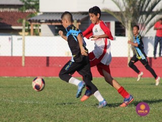 
<a style='margin-left: 5px;' class='btn btn-xs btn-social btn-facebook' href='https://www.facebook.com/sharer/sharer.php?u=https://www.boladovale.com.br/imgs/800-800-90/conteudo/fotos/1555/img1874.jpg' rel='popup' data-width='500' data-height='400'><i class='fa fa-facebook'></i>Compartilhar <span class='hidden-xs'>no Facebook</span>
</a> 
<a class='btn btn-default btn-xs' target='_blank' href='imgs/800-800-90/conteudo/fotos/1555/img1874.jpg'>
<span class='glyphicon glyphicon-cloud-download'></span> Salvar
</a> 
<span></span>