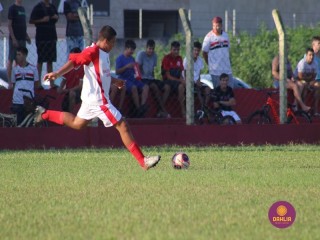 
<a style='margin-left: 5px;' class='btn btn-xs btn-social btn-facebook' href='https://www.facebook.com/sharer/sharer.php?u=https://www.boladovale.com.br/imgs/800-800-90/conteudo/fotos/1555/img1878.jpg' rel='popup' data-width='500' data-height='400'><i class='fa fa-facebook'></i>Compartilhar <span class='hidden-xs'>no Facebook</span>
</a> 
<a class='btn btn-default btn-xs' target='_blank' href='imgs/800-800-90/conteudo/fotos/1555/img1878.jpg'>
<span class='glyphicon glyphicon-cloud-download'></span> Salvar
</a> 
<span></span>