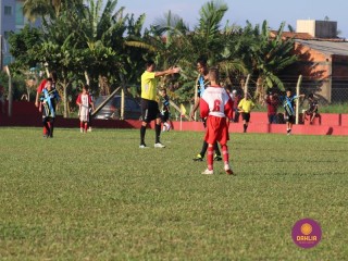 
<a style='margin-left: 5px;' class='btn btn-xs btn-social btn-facebook' href='https://www.facebook.com/sharer/sharer.php?u=https://www.boladovale.com.br/imgs/800-800-90/conteudo/fotos/1555/img1900.jpg' rel='popup' data-width='500' data-height='400'><i class='fa fa-facebook'></i>Compartilhar <span class='hidden-xs'>no Facebook</span>
</a> 
<a class='btn btn-default btn-xs' target='_blank' href='imgs/800-800-90/conteudo/fotos/1555/img1900.jpg'>
<span class='glyphicon glyphicon-cloud-download'></span> Salvar
</a> 
<span></span>