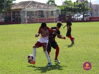 
<a style='margin-left: 5px;' class='btn btn-xs btn-social btn-facebook' href='https://www.facebook.com/sharer/sharer.php?u=https://www.boladovale.com.br/imgs/800-800-90/conteudo/fotos/1556/img1925.jpg' rel='popup' data-width='500' data-height='400'><i class='fa fa-facebook'></i>Compartilhar <span class='hidden-xs'>no Facebook</span>
</a> 
<a class='btn btn-default btn-xs' target='_blank' href='imgs/800-800-90/conteudo/fotos/1556/img1925.jpg'>
<span class='glyphicon glyphicon-cloud-download'></span> Salvar
</a> 
<span></span>