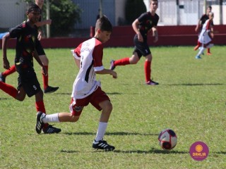 
<a style='margin-left: 5px;' class='btn btn-xs btn-social btn-facebook' href='https://www.facebook.com/sharer/sharer.php?u=https://www.boladovale.com.br/imgs/800-800-90/conteudo/fotos/1556/img1937.jpg' rel='popup' data-width='500' data-height='400'><i class='fa fa-facebook'></i>Compartilhar <span class='hidden-xs'>no Facebook</span>
</a> 
<a class='btn btn-default btn-xs' target='_blank' href='imgs/800-800-90/conteudo/fotos/1556/img1937.jpg'>
<span class='glyphicon glyphicon-cloud-download'></span> Salvar
</a> 
<span></span>