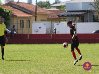 
<a style='margin-left: 5px;' class='btn btn-xs btn-social btn-facebook' href='https://www.facebook.com/sharer/sharer.php?u=https://www.boladovale.com.br/imgs/800-800-90/conteudo/fotos/1556/img1938.jpg' rel='popup' data-width='500' data-height='400'><i class='fa fa-facebook'></i>Compartilhar <span class='hidden-xs'>no Facebook</span>
</a> 
<a class='btn btn-default btn-xs' target='_blank' href='imgs/800-800-90/conteudo/fotos/1556/img1938.jpg'>
<span class='glyphicon glyphicon-cloud-download'></span> Salvar
</a> 
<span></span>