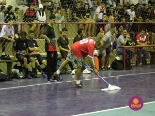 
<a style='margin-left: 5px;' class='btn btn-xs btn-social btn-facebook' href='https://www.facebook.com/sharer/sharer.php?u=https://www.boladovale.com.br/imgs/800-800-90/conteudo/fotos/1557/img1999.jpg' rel='popup' data-width='500' data-height='400'><i class='fa fa-facebook'></i>Compartilhar <span class='hidden-xs'>no Facebook</span>
</a> 
<a class='btn btn-default btn-xs' target='_blank' href='imgs/800-800-90/conteudo/fotos/1557/img1999.jpg'>
<span class='glyphicon glyphicon-cloud-download'></span> Salvar
</a> 
<span></span>