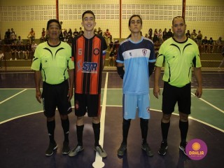 
<a style='margin-left: 5px;' class='btn btn-xs btn-social btn-facebook' href='https://www.facebook.com/sharer/sharer.php?u=https://www.boladovale.com.br/imgs/800-800-90/conteudo/fotos/1558/img2061.jpg' rel='popup' data-width='500' data-height='400'><i class='fa fa-facebook'></i>Compartilhar <span class='hidden-xs'>no Facebook</span>
</a> 
<a class='btn btn-default btn-xs' target='_blank' href='imgs/800-800-90/conteudo/fotos/1558/img2061.jpg'>
<span class='glyphicon glyphicon-cloud-download'></span> Salvar
</a> 
<span></span>