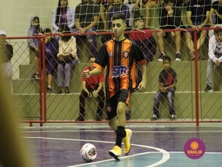 
<a style='margin-left: 5px;' class='btn btn-xs btn-social btn-facebook' href='https://www.facebook.com/sharer/sharer.php?u=https://www.boladovale.com.br/imgs/800-800-90/conteudo/fotos/1558/img2074.jpg' rel='popup' data-width='500' data-height='400'><i class='fa fa-facebook'></i>Compartilhar <span class='hidden-xs'>no Facebook</span>
</a> 
<a class='btn btn-default btn-xs' target='_blank' href='imgs/800-800-90/conteudo/fotos/1558/img2074.jpg'>
<span class='glyphicon glyphicon-cloud-download'></span> Salvar
</a> 
<span></span>