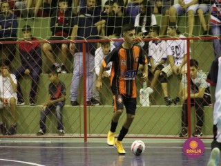 
<a style='margin-left: 5px;' class='btn btn-xs btn-social btn-facebook' href='https://www.facebook.com/sharer/sharer.php?u=https://www.boladovale.com.br/imgs/800-800-90/conteudo/fotos/1558/img2090.jpg' rel='popup' data-width='500' data-height='400'><i class='fa fa-facebook'></i>Compartilhar <span class='hidden-xs'>no Facebook</span>
</a> 
<a class='btn btn-default btn-xs' target='_blank' href='imgs/800-800-90/conteudo/fotos/1558/img2090.jpg'>
<span class='glyphicon glyphicon-cloud-download'></span> Salvar
</a> 
<span></span>