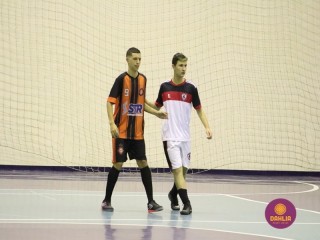 
<a style='margin-left: 5px;' class='btn btn-xs btn-social btn-facebook' href='https://www.facebook.com/sharer/sharer.php?u=https://www.boladovale.com.br/imgs/800-800-90/conteudo/fotos/1558/img2111.jpg' rel='popup' data-width='500' data-height='400'><i class='fa fa-facebook'></i>Compartilhar <span class='hidden-xs'>no Facebook</span>
</a> 
<a class='btn btn-default btn-xs' target='_blank' href='imgs/800-800-90/conteudo/fotos/1558/img2111.jpg'>
<span class='glyphicon glyphicon-cloud-download'></span> Salvar
</a> 
<span></span>