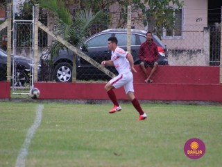 
<a style='margin-left: 5px;' class='btn btn-xs btn-social btn-facebook' href='https://www.facebook.com/sharer/sharer.php?u=https://www.boladovale.com.br/imgs/800-800-90/conteudo/fotos/1559/img2360.jpg' rel='popup' data-width='500' data-height='400'><i class='fa fa-facebook'></i>Compartilhar <span class='hidden-xs'>no Facebook</span>
</a> 
<a class='btn btn-default btn-xs' target='_blank' href='imgs/800-800-90/conteudo/fotos/1559/img2360.jpg'>
<span class='glyphicon glyphicon-cloud-download'></span> Salvar
</a> 
<span></span>