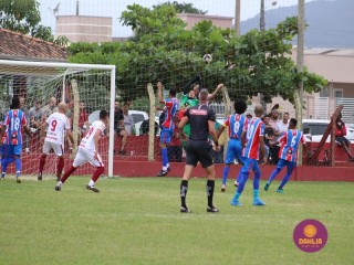 
<a style='margin-left: 5px;' class='btn btn-xs btn-social btn-facebook' href='https://www.facebook.com/sharer/sharer.php?u=https://www.boladovale.com.br/imgs/800-800-90/conteudo/fotos/1559/img2369.jpg' rel='popup' data-width='500' data-height='400'><i class='fa fa-facebook'></i>Compartilhar <span class='hidden-xs'>no Facebook</span>
</a> 
<a class='btn btn-default btn-xs' target='_blank' href='imgs/800-800-90/conteudo/fotos/1559/img2369.jpg'>
<span class='glyphicon glyphicon-cloud-download'></span> Salvar
</a> 
<span></span>