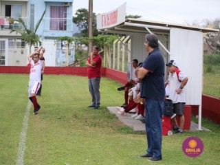 
<a style='margin-left: 5px;' class='btn btn-xs btn-social btn-facebook' href='https://www.facebook.com/sharer/sharer.php?u=https://www.boladovale.com.br/imgs/800-800-90/conteudo/fotos/1559/img2375.jpg' rel='popup' data-width='500' data-height='400'><i class='fa fa-facebook'></i>Compartilhar <span class='hidden-xs'>no Facebook</span>
</a> 
<a class='btn btn-default btn-xs' target='_blank' href='imgs/800-800-90/conteudo/fotos/1559/img2375.jpg'>
<span class='glyphicon glyphicon-cloud-download'></span> Salvar
</a> 
<span></span>
