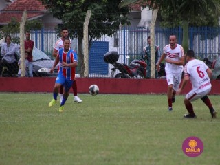 
<a style='margin-left: 5px;' class='btn btn-xs btn-social btn-facebook' href='https://www.facebook.com/sharer/sharer.php?u=https://www.boladovale.com.br/imgs/800-800-90/conteudo/fotos/1559/img2420.jpg' rel='popup' data-width='500' data-height='400'><i class='fa fa-facebook'></i>Compartilhar <span class='hidden-xs'>no Facebook</span>
</a> 
<a class='btn btn-default btn-xs' target='_blank' href='imgs/800-800-90/conteudo/fotos/1559/img2420.jpg'>
<span class='glyphicon glyphicon-cloud-download'></span> Salvar
</a> 
<span></span>