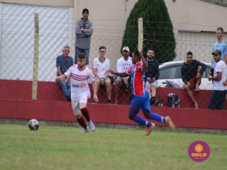
<a style='margin-left: 5px;' class='btn btn-xs btn-social btn-facebook' href='https://www.facebook.com/sharer/sharer.php?u=https://www.boladovale.com.br/imgs/800-800-90/conteudo/fotos/1559/img2453.jpg' rel='popup' data-width='500' data-height='400'><i class='fa fa-facebook'></i>Compartilhar <span class='hidden-xs'>no Facebook</span>
</a> 
<a class='btn btn-default btn-xs' target='_blank' href='imgs/800-800-90/conteudo/fotos/1559/img2453.jpg'>
<span class='glyphicon glyphicon-cloud-download'></span> Salvar
</a> 
<span></span>