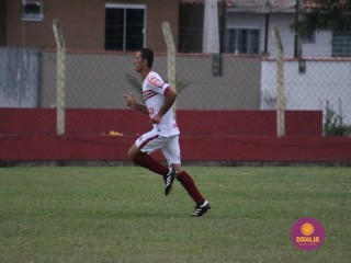 
<a style='margin-left: 5px;' class='btn btn-xs btn-social btn-facebook' href='https://www.facebook.com/sharer/sharer.php?u=https://www.boladovale.com.br/imgs/800-800-90/conteudo/fotos/1559/img2475.jpg' rel='popup' data-width='500' data-height='400'><i class='fa fa-facebook'></i>Compartilhar <span class='hidden-xs'>no Facebook</span>
</a> 
<a class='btn btn-default btn-xs' target='_blank' href='imgs/800-800-90/conteudo/fotos/1559/img2475.jpg'>
<span class='glyphicon glyphicon-cloud-download'></span> Salvar
</a> 
<span></span>