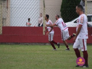 
<a style='margin-left: 5px;' class='btn btn-xs btn-social btn-facebook' href='https://www.facebook.com/sharer/sharer.php?u=https://www.boladovale.com.br/imgs/800-800-90/conteudo/fotos/1559/img2477.jpg' rel='popup' data-width='500' data-height='400'><i class='fa fa-facebook'></i>Compartilhar <span class='hidden-xs'>no Facebook</span>
</a> 
<a class='btn btn-default btn-xs' target='_blank' href='imgs/800-800-90/conteudo/fotos/1559/img2477.jpg'>
<span class='glyphicon glyphicon-cloud-download'></span> Salvar
</a> 
<span></span>
