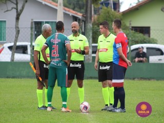 
<a style='margin-left: 5px;' class='btn btn-xs btn-social btn-facebook' href='https://www.facebook.com/sharer/sharer.php?u=https://www.boladovale.com.br/imgs/800-800-90/conteudo/fotos/1560/img7960.jpg' rel='popup' data-width='500' data-height='400'><i class='fa fa-facebook'></i>Compartilhar <span class='hidden-xs'>no Facebook</span>
</a> 
<a class='btn btn-default btn-xs' target='_blank' href='imgs/800-800-90/conteudo/fotos/1560/img7960.jpg'>
<span class='glyphicon glyphicon-cloud-download'></span> Salvar
</a> 
<span></span>