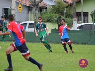 
<a style='margin-left: 5px;' class='btn btn-xs btn-social btn-facebook' href='https://www.facebook.com/sharer/sharer.php?u=https://www.boladovale.com.br/imgs/800-800-90/conteudo/fotos/1560/img8018.jpg' rel='popup' data-width='500' data-height='400'><i class='fa fa-facebook'></i>Compartilhar <span class='hidden-xs'>no Facebook</span>
</a> 
<a class='btn btn-default btn-xs' target='_blank' href='imgs/800-800-90/conteudo/fotos/1560/img8018.jpg'>
<span class='glyphicon glyphicon-cloud-download'></span> Salvar
</a> 
<span></span>