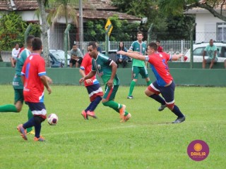 
<a style='margin-left: 5px;' class='btn btn-xs btn-social btn-facebook' href='https://www.facebook.com/sharer/sharer.php?u=https://www.boladovale.com.br/imgs/800-800-90/conteudo/fotos/1560/img8027.jpg' rel='popup' data-width='500' data-height='400'><i class='fa fa-facebook'></i>Compartilhar <span class='hidden-xs'>no Facebook</span>
</a> 
<a class='btn btn-default btn-xs' target='_blank' href='imgs/800-800-90/conteudo/fotos/1560/img8027.jpg'>
<span class='glyphicon glyphicon-cloud-download'></span> Salvar
</a> 
<span></span>