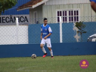 
<a style='margin-left: 5px;' class='btn btn-xs btn-social btn-facebook' href='https://www.facebook.com/sharer/sharer.php?u=https://www.boladovale.com.br/imgs/800-800-90/conteudo/fotos/1561/img2502.jpg' rel='popup' data-width='500' data-height='400'><i class='fa fa-facebook'></i>Compartilhar <span class='hidden-xs'>no Facebook</span>
</a> 
<a class='btn btn-default btn-xs' target='_blank' href='imgs/800-800-90/conteudo/fotos/1561/img2502.jpg'>
<span class='glyphicon glyphicon-cloud-download'></span> Salvar
</a> 
<span></span>