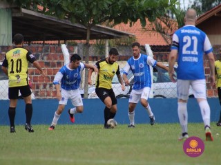 
<a style='margin-left: 5px;' class='btn btn-xs btn-social btn-facebook' href='https://www.facebook.com/sharer/sharer.php?u=https://www.boladovale.com.br/imgs/800-800-90/conteudo/fotos/1561/img2503.jpg' rel='popup' data-width='500' data-height='400'><i class='fa fa-facebook'></i>Compartilhar <span class='hidden-xs'>no Facebook</span>
</a> 
<a class='btn btn-default btn-xs' target='_blank' href='imgs/800-800-90/conteudo/fotos/1561/img2503.jpg'>
<span class='glyphicon glyphicon-cloud-download'></span> Salvar
</a> 
<span></span>
