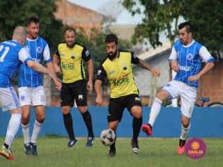 
<a style='margin-left: 5px;' class='btn btn-xs btn-social btn-facebook' href='https://www.facebook.com/sharer/sharer.php?u=https://www.boladovale.com.br/imgs/800-800-90/conteudo/fotos/1561/img2522.jpg' rel='popup' data-width='500' data-height='400'><i class='fa fa-facebook'></i>Compartilhar <span class='hidden-xs'>no Facebook</span>
</a> 
<a class='btn btn-default btn-xs' target='_blank' href='imgs/800-800-90/conteudo/fotos/1561/img2522.jpg'>
<span class='glyphicon glyphicon-cloud-download'></span> Salvar
</a> 
<span></span>
