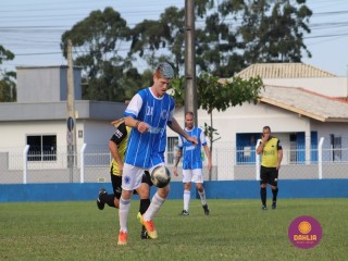 
<a style='margin-left: 5px;' class='btn btn-xs btn-social btn-facebook' href='https://www.facebook.com/sharer/sharer.php?u=https://www.boladovale.com.br/imgs/800-800-90/conteudo/fotos/1561/img2523.jpg' rel='popup' data-width='500' data-height='400'><i class='fa fa-facebook'></i>Compartilhar <span class='hidden-xs'>no Facebook</span>
</a> 
<a class='btn btn-default btn-xs' target='_blank' href='imgs/800-800-90/conteudo/fotos/1561/img2523.jpg'>
<span class='glyphicon glyphicon-cloud-download'></span> Salvar
</a> 
<span></span>