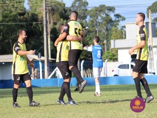 
<a style='margin-left: 5px;' class='btn btn-xs btn-social btn-facebook' href='https://www.facebook.com/sharer/sharer.php?u=https://www.boladovale.com.br/imgs/800-800-90/conteudo/fotos/1561/img2549.jpg' rel='popup' data-width='500' data-height='400'><i class='fa fa-facebook'></i>Compartilhar <span class='hidden-xs'>no Facebook</span>
</a> 
<a class='btn btn-default btn-xs' target='_blank' href='imgs/800-800-90/conteudo/fotos/1561/img2549.jpg'>
<span class='glyphicon glyphicon-cloud-download'></span> Salvar
</a> 
<span></span>