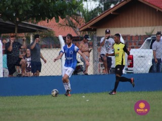 
<a style='margin-left: 5px;' class='btn btn-xs btn-social btn-facebook' href='https://www.facebook.com/sharer/sharer.php?u=https://www.boladovale.com.br/imgs/800-800-90/conteudo/fotos/1561/img2557.jpg' rel='popup' data-width='500' data-height='400'><i class='fa fa-facebook'></i>Compartilhar <span class='hidden-xs'>no Facebook</span>
</a> 
<a class='btn btn-default btn-xs' target='_blank' href='imgs/800-800-90/conteudo/fotos/1561/img2557.jpg'>
<span class='glyphicon glyphicon-cloud-download'></span> Salvar
</a> 
<span></span>