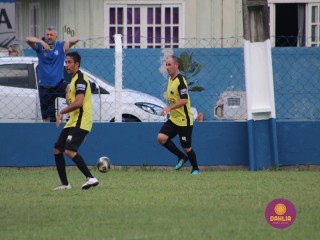 
<a style='margin-left: 5px;' class='btn btn-xs btn-social btn-facebook' href='https://www.facebook.com/sharer/sharer.php?u=https://www.boladovale.com.br/imgs/800-800-90/conteudo/fotos/1561/img2585.jpg' rel='popup' data-width='500' data-height='400'><i class='fa fa-facebook'></i>Compartilhar <span class='hidden-xs'>no Facebook</span>
</a> 
<a class='btn btn-default btn-xs' target='_blank' href='imgs/800-800-90/conteudo/fotos/1561/img2585.jpg'>
<span class='glyphicon glyphicon-cloud-download'></span> Salvar
</a> 
<span></span>