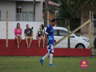 
<a style='margin-left: 5px;' class='btn btn-xs btn-social btn-facebook' href='https://www.facebook.com/sharer/sharer.php?u=https://www.boladovale.com.br/imgs/800-800-90/conteudo/fotos/1562/img2618.jpg' rel='popup' data-width='500' data-height='400'><i class='fa fa-facebook'></i>Compartilhar <span class='hidden-xs'>no Facebook</span>
</a> 
<a class='btn btn-default btn-xs' target='_blank' href='imgs/800-800-90/conteudo/fotos/1562/img2618.jpg'>
<span class='glyphicon glyphicon-cloud-download'></span> Salvar
</a> 
<span></span>