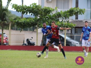
<a style='margin-left: 5px;' class='btn btn-xs btn-social btn-facebook' href='https://www.facebook.com/sharer/sharer.php?u=https://www.boladovale.com.br/imgs/800-800-90/conteudo/fotos/1562/img2624.jpg' rel='popup' data-width='500' data-height='400'><i class='fa fa-facebook'></i>Compartilhar <span class='hidden-xs'>no Facebook</span>
</a> 
<a class='btn btn-default btn-xs' target='_blank' href='imgs/800-800-90/conteudo/fotos/1562/img2624.jpg'>
<span class='glyphicon glyphicon-cloud-download'></span> Salvar
</a> 
<span></span>