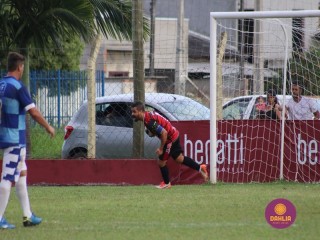 
<a style='margin-left: 5px;' class='btn btn-xs btn-social btn-facebook' href='https://www.facebook.com/sharer/sharer.php?u=https://www.boladovale.com.br/imgs/800-800-90/conteudo/fotos/1562/img2642.jpg' rel='popup' data-width='500' data-height='400'><i class='fa fa-facebook'></i>Compartilhar <span class='hidden-xs'>no Facebook</span>
</a> 
<a class='btn btn-default btn-xs' target='_blank' href='imgs/800-800-90/conteudo/fotos/1562/img2642.jpg'>
<span class='glyphicon glyphicon-cloud-download'></span> Salvar
</a> 
<span></span>
