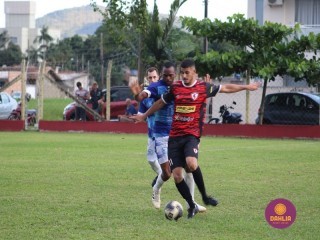 
<a style='margin-left: 5px;' class='btn btn-xs btn-social btn-facebook' href='https://www.facebook.com/sharer/sharer.php?u=https://www.boladovale.com.br/imgs/800-800-90/conteudo/fotos/1562/img2671.jpg' rel='popup' data-width='500' data-height='400'><i class='fa fa-facebook'></i>Compartilhar <span class='hidden-xs'>no Facebook</span>
</a> 
<a class='btn btn-default btn-xs' target='_blank' href='imgs/800-800-90/conteudo/fotos/1562/img2671.jpg'>
<span class='glyphicon glyphicon-cloud-download'></span> Salvar
</a> 
<span></span>