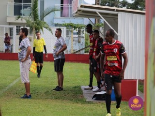 
<a style='margin-left: 5px;' class='btn btn-xs btn-social btn-facebook' href='https://www.facebook.com/sharer/sharer.php?u=https://www.boladovale.com.br/imgs/800-800-90/conteudo/fotos/1562/img2696.jpg' rel='popup' data-width='500' data-height='400'><i class='fa fa-facebook'></i>Compartilhar <span class='hidden-xs'>no Facebook</span>
</a> 
<a class='btn btn-default btn-xs' target='_blank' href='imgs/800-800-90/conteudo/fotos/1562/img2696.jpg'>
<span class='glyphicon glyphicon-cloud-download'></span> Salvar
</a> 
<span></span>