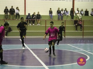 
<a style='margin-left: 5px;' class='btn btn-xs btn-social btn-facebook' href='https://www.facebook.com/sharer/sharer.php?u=https://www.boladovale.com.br/imgs/800-800-90/conteudo/fotos/1564/img2767.jpg' rel='popup' data-width='500' data-height='400'><i class='fa fa-facebook'></i>Compartilhar <span class='hidden-xs'>no Facebook</span>
</a> 
<a class='btn btn-default btn-xs' target='_blank' href='imgs/800-800-90/conteudo/fotos/1564/img2767.jpg'>
<span class='glyphicon glyphicon-cloud-download'></span> Salvar
</a> 
<span></span>
