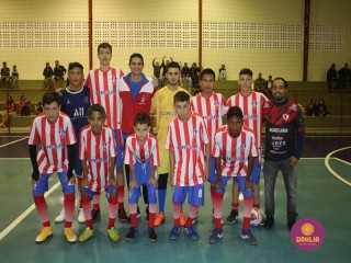 
<a style='margin-left: 5px;' class='btn btn-xs btn-social btn-facebook' href='https://www.facebook.com/sharer/sharer.php?u=https://www.boladovale.com.br/imgs/800-800-90/conteudo/fotos/1565/img2778.jpg' rel='popup' data-width='500' data-height='400'><i class='fa fa-facebook'></i>Compartilhar <span class='hidden-xs'>no Facebook</span>
</a> 
<a class='btn btn-default btn-xs' target='_blank' href='imgs/800-800-90/conteudo/fotos/1565/img2778.jpg'>
<span class='glyphicon glyphicon-cloud-download'></span> Salvar
</a> 
<span></span>