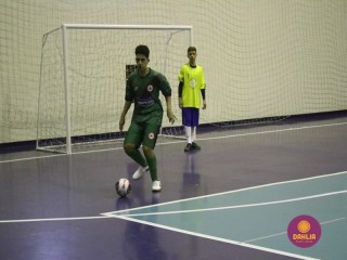 
<a style='margin-left: 5px;' class='btn btn-xs btn-social btn-facebook' href='https://www.facebook.com/sharer/sharer.php?u=https://www.boladovale.com.br/imgs/800-800-90/conteudo/fotos/1565/img2786.jpg' rel='popup' data-width='500' data-height='400'><i class='fa fa-facebook'></i>Compartilhar <span class='hidden-xs'>no Facebook</span>
</a> 
<a class='btn btn-default btn-xs' target='_blank' href='imgs/800-800-90/conteudo/fotos/1565/img2786.jpg'>
<span class='glyphicon glyphicon-cloud-download'></span> Salvar
</a> 
<span></span>